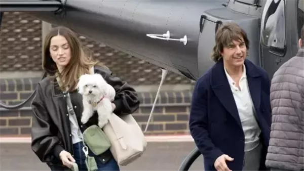 آنا دي أمارس وتوم