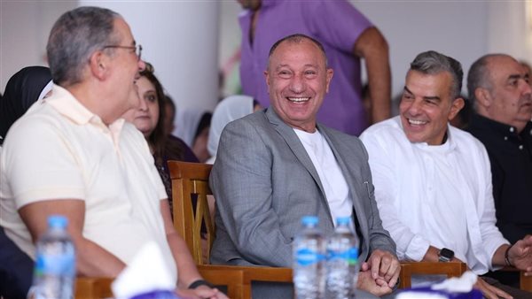 الخطيب وبعض أعضاء