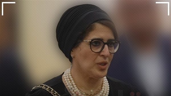 الدكتورة هالة زايد