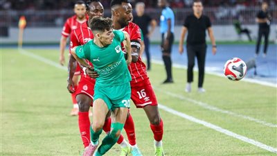 طاقم تحكيم جنوب إفريقي يقود مباراة الإياب بين المصري والاتحاد الليبي بالكونفدرالية