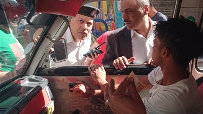 مصادرة 4 سيارات لمخالفة سائقيها للتعريفة الرسمية خلال حملة بسوهاج