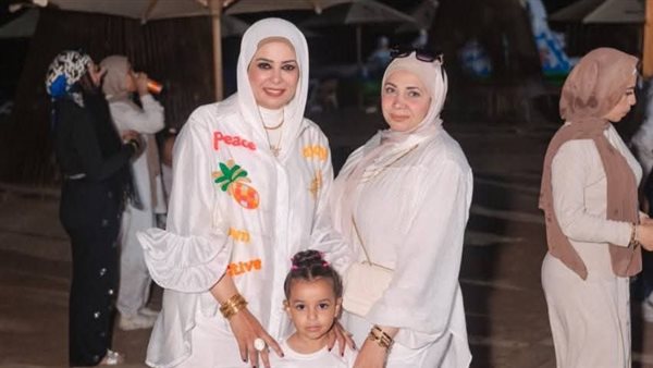 الفقيدة وابنتها الصغيرة