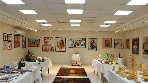 أول متجر دائم لمنتجات