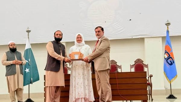 الدكتورة نهلة الصعيدي