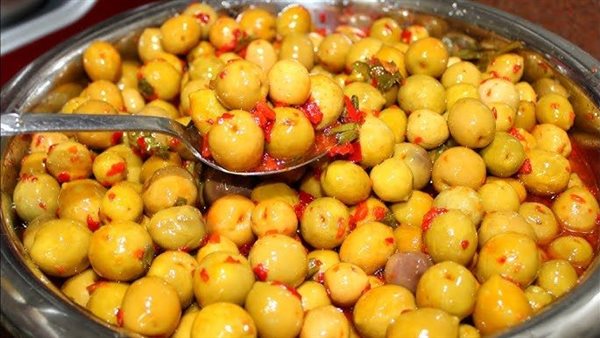 طريقة عمل الزيتون