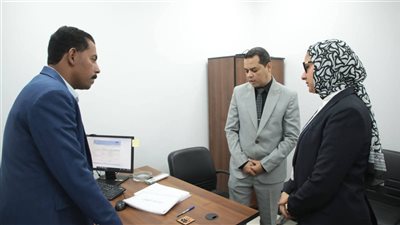 نائب محافظ الوادي الجديد تتابع جهود حماية المستهلك في التعامل مع شكاوى المواطنين