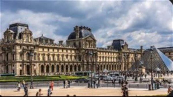 متحف اللوفر 