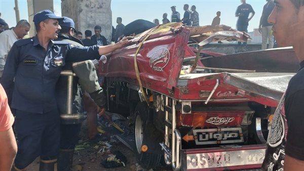 سقوط سيارة من أعلى