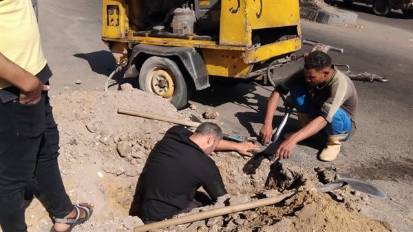 إصلاح كسر بخط مياه