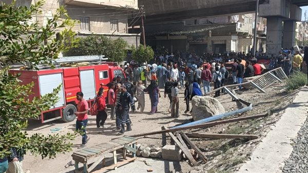 حادث سقوط سيارة من