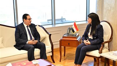 بروتوكول تعاون مشترك بين جامعة القاهرة والمعهد القومي للحوكمة في مجال التطوير الإداري وريادة الأعمال 