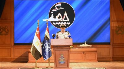 القوات البحرية تحتفل بعيدها الثامن والخمسين