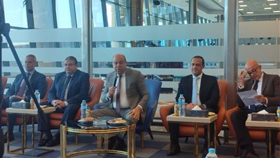 وزير الطيران: طرح مطار جديد للاستثمار ضمن 11 مطارًا مصريًا 