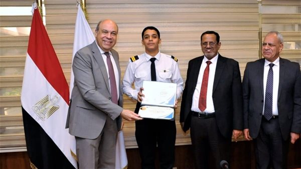 جانب من حفل التخرج