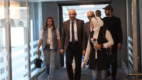 وزير الطيران المدني