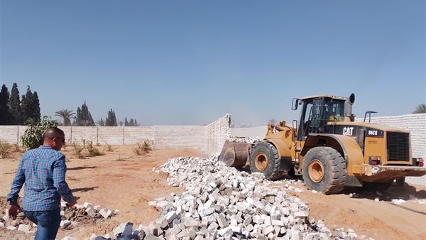 إزالة المخالفات بمدينة