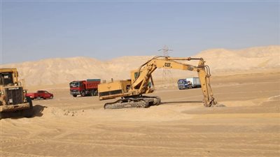 على مساحة 250 فدانا.. الوادي الجديد تبدأ إنشاء أول مركز لإنتاج الحرير الطبيعي