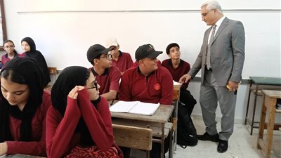 تعليم القاهرة تشدد على ضرورة تفعيل المعامل لتحقيق التعلم القائم على الفهم والتطبيق