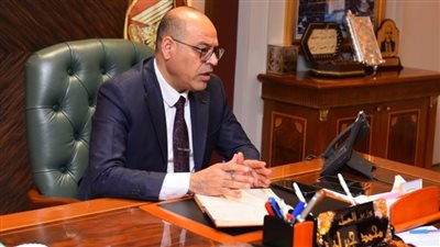 وزير العمل يعتمد صرف 2.99 مليون جنيه لدعم 272 عاملًا غير منتظم في 23 محافظة