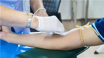 اختبار دم جديد يكشف أكثر من 50 نوعًا من الأورام قبل ظهور الأعراض