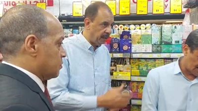 جهود مكثفة لضبط الأسواق وتوفير السلع بسوهاج.. والمحافظ يوجه بالإعلان الواضح عن الأسعار ومنع أي زيادات غير مبررة