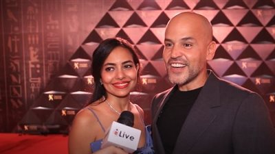 أبو: مبنزلش صور لعائلتي علشان الخصوصية.. وبحضر لألبوم هيكسر الدنيا