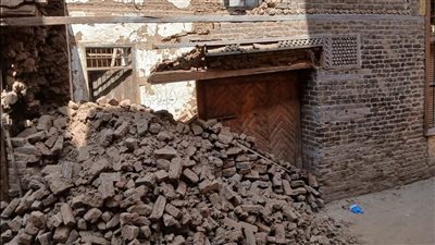 تحرك عاجل من منطقة آثار إسنا لحماية واجهة منزل عبد الملاك وأخيه الأثرية