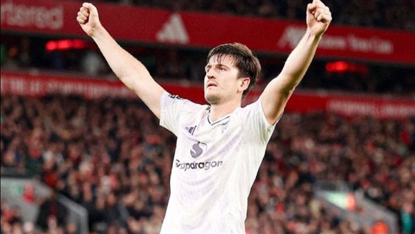 هاري ماجواير مدافع