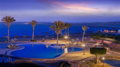 جمالها وطبيعتها سر سحرها.. مدينة رأس سدر أجمل مدن السياحة والعلاج والألعاب المائية والغوص