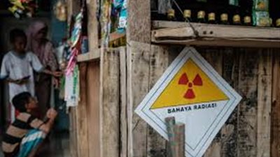 إندونيسيا تبدأ نقل السكان من منطقة ملوثة بالإشعاع قرب جاكرتا