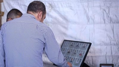انطلاق أول تجربة للتصويت الإلكتروني في انتخابات الأندية بنادي الزهور | صور