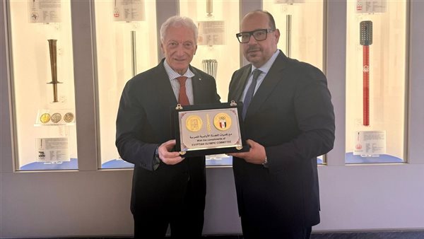 ياسر إدريس رفقة رئيس