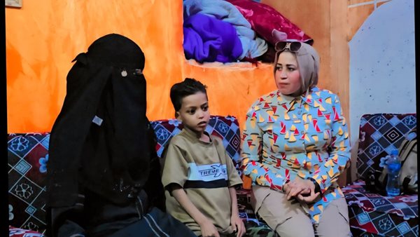 أم تستغيث لعلاج ابنها