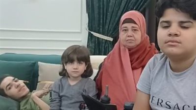 بيساعد اخواته.. عائلة الصغير يونس تستغيث لعلاجه من ضمور العضلات: باقٍ 9 ملايين جنيه لإكمال ثمن الحقنة 