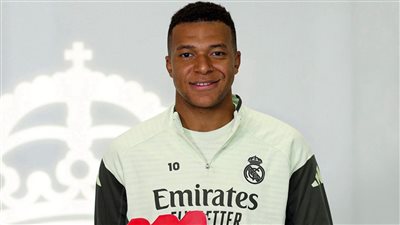  للمرة الثانية على التوالي.. مبابي يفوز بجائزة لاعب الشهر في ريال مدريد