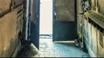 العثور على جثة صغير وفتاة غائبة عن الوعي في مدخل عقار بفيصل