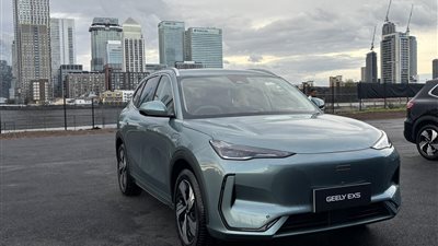 جيلي الصينية تطلق 10 سيارات في بريطانيا بحلول عام 2030.. أبرزها EX5 بسعر 32 ألف جنيه إسترليني