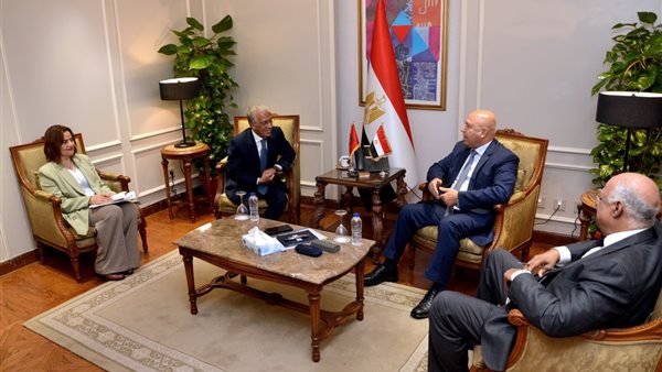 خلال اللقاء