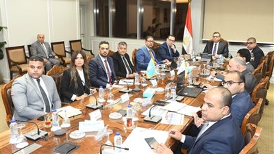 وزير الإسكان يتابع موقف طرح الفرص الاستثمارية بالمدن الجديدة للاستفادة منها وتعظيم الموارد والإيرادات