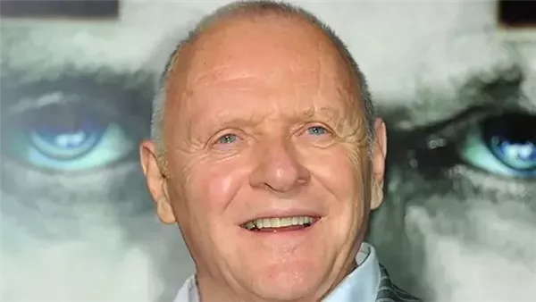 الممثل أنتوني هوبكنز