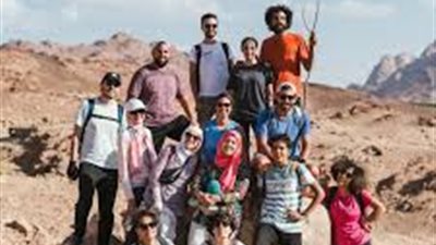 أحدهما صخوره بيضاء وقمته على شكل عرف الديك.. جبلا النعجة والطربوش في سانت كاترين أفضل وجهة سياحية للرياضيين وهواة التسلق