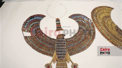 7 قلادات.. حكاية سنوات من الأسرار قبل أن يروي توت عنخ آمون حكاياته للجمهور| صور