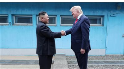 مهددًا بفرض عقوبات.. ترامب يجدد رغبته في لقاء زعيم كوريا الشمالية: لم أتلق ردًّا حتى الآن 