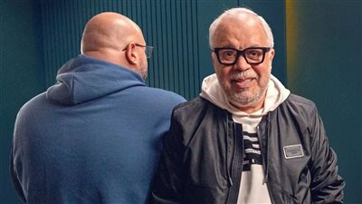 غدًا.. أشرف زكي ضيف برنامج فضفضت أوي مع معتز التوني