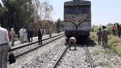  مصرع شخص تحت عجلات القطار أثناء عبوره مزلقان قرية بالأقصر