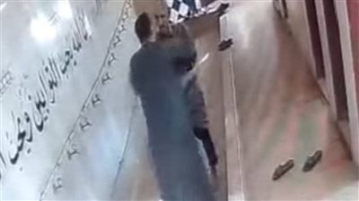 بسبب خلاف على أذان الفجر.. ضبط شخص اعتدى على عامل داخل مسجد في المحلة الكبرى