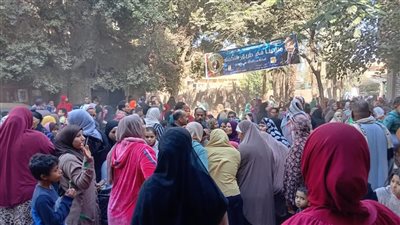 رائدات ريفيات ببني سويف يستغثن: 1300 جنيه لا تكفي للمواصلات.. ووعود التابلت والإنترنت لم تُنفذ