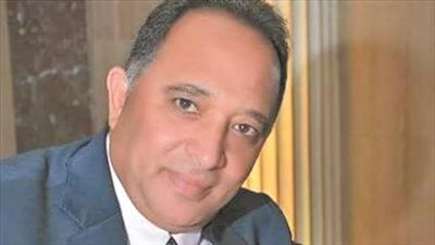 نقل والدة المخرج حسني صالح للعناية المركزة بعد تدهور حالتها الصحية