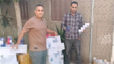 ضبط مواد وسلع غذائية منتهية الصلاحية داخل مخازن دون ترخيص بالبحيرة