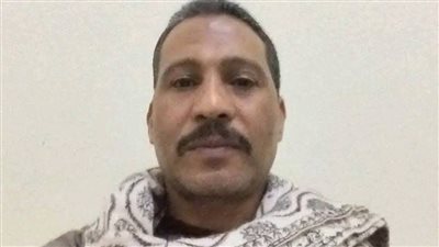 ندب الطبيب الشرعي لمعاينة جثمان موظف بالصحة بعد مقتله بطلق ناري في قنا